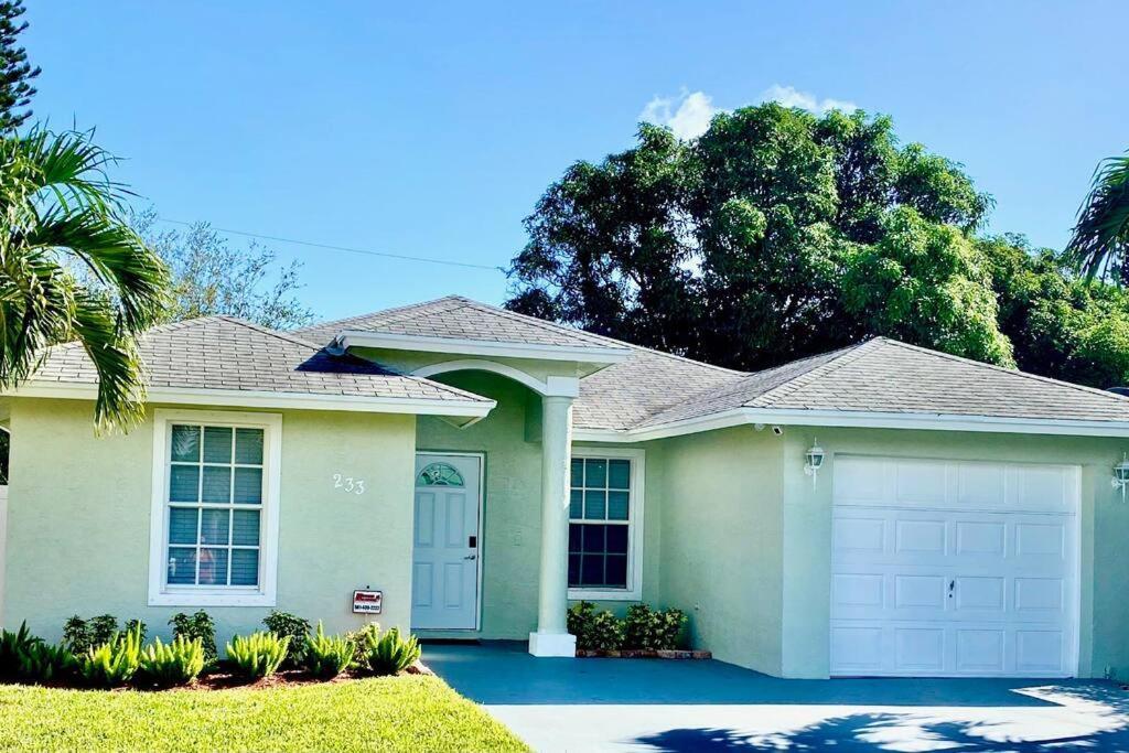 Spacious Home Near Downtown & The Beach Delray Beach Exteriér fotografie